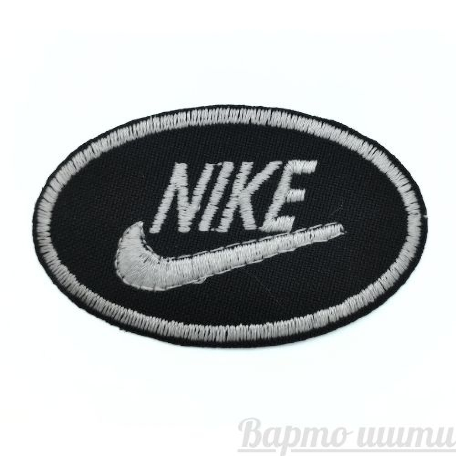 Nike 65×40мм